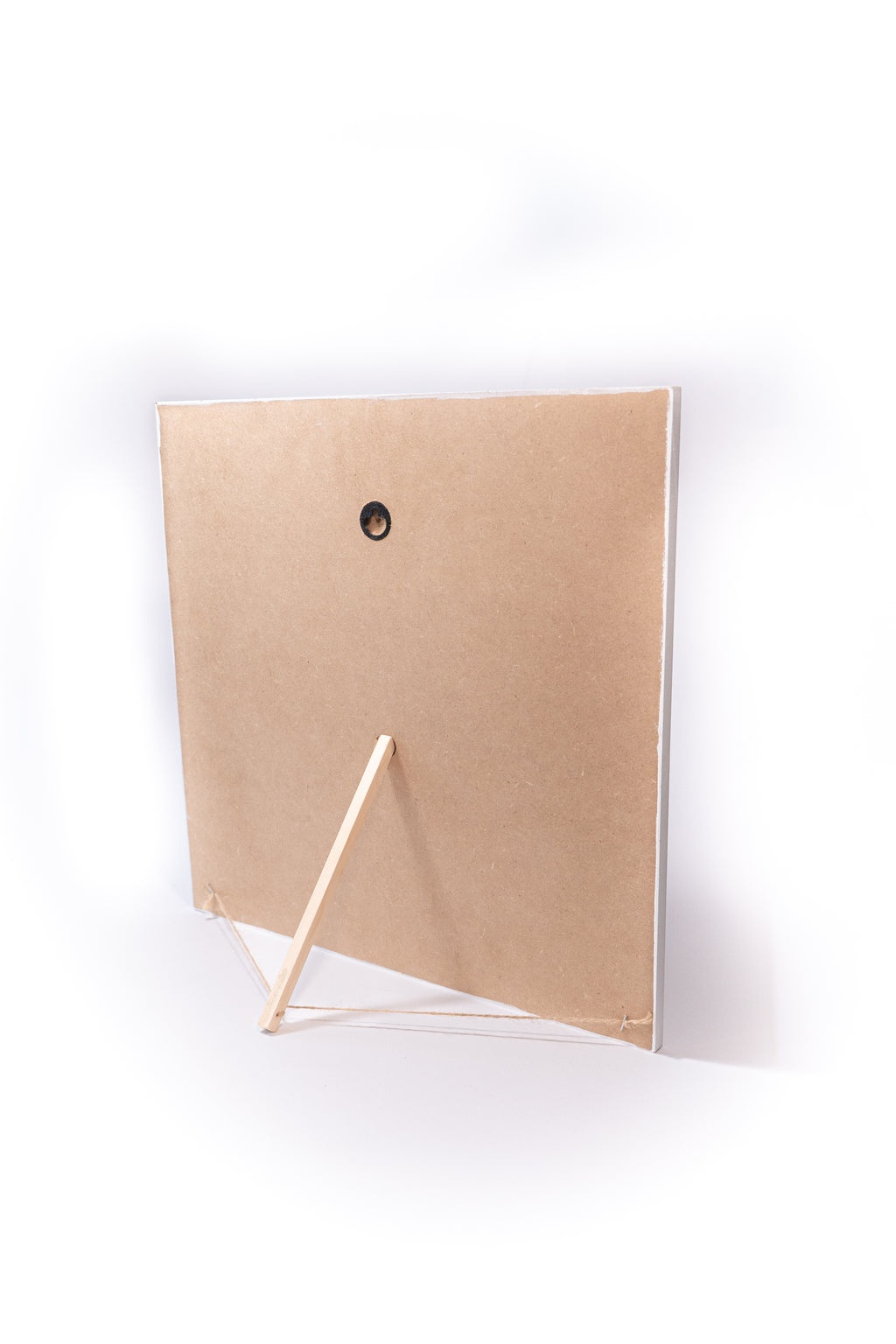 Rückseite des 40 × 40 cm String-Art-Boards mit sauberer Verarbeitung